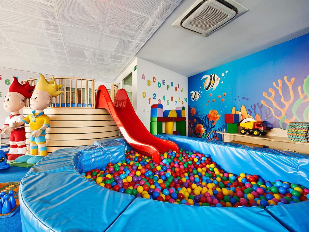 Vacationclub - Olympic Park Apartment A405 โควอบเซก ภายนอก รูปภาพ